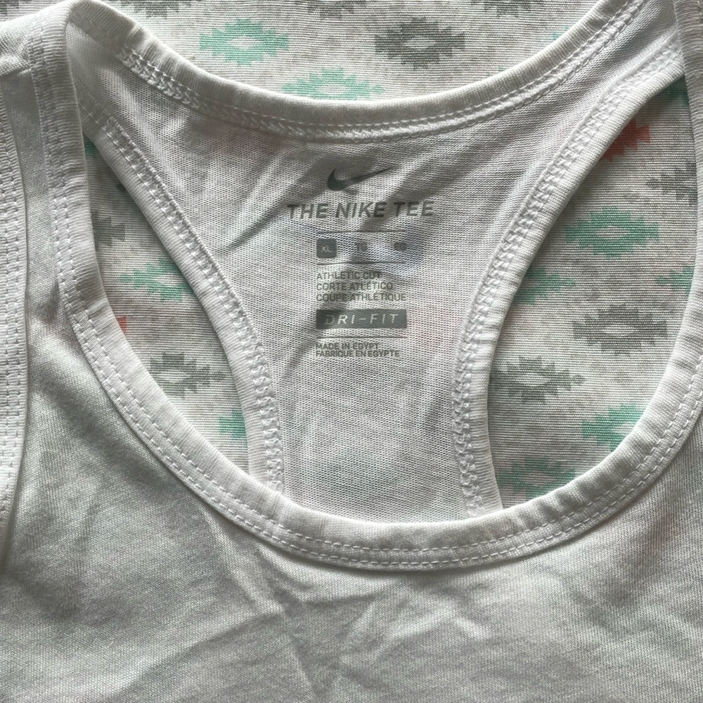 size XL big girls...NIKE Dri- Fit active wear... Color WHITE